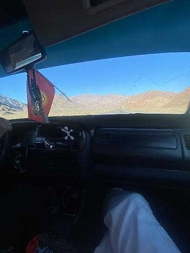 вента токмок: Volkswagen Vento: 1992 г., 1.8 л, Механика, Бензин, Седан — 9