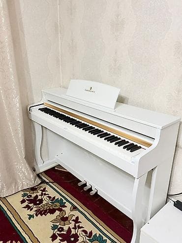Цифровое пианино FABBRICACAO, белый цвет Полноразмерная клавиатура на