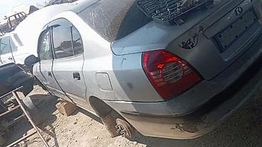 стартер авто: Hyundai Elantra седан (около 2000–2003 г.в.), машина на разборе — 4