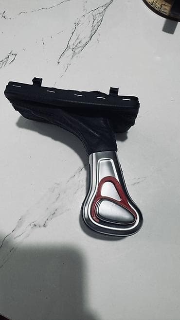 audi a4 2009: Ручка АКПП Ауди. Оригинал. Кожа ручки без потертостей и в хорошем — 3