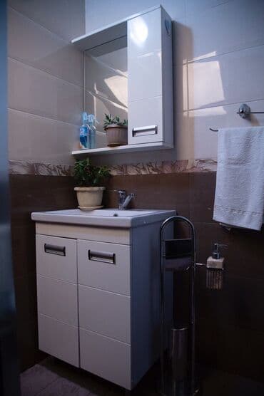 караколе дом продаю: 150 м², 4 комнаты, Забор, огорожен — 18