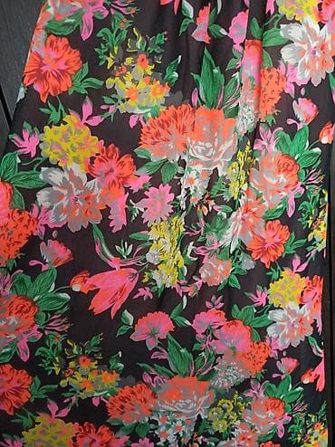 pull beer: Продается б.у летний лёгкий сарафан6 мкр 700 сом.Размер на фото — 2