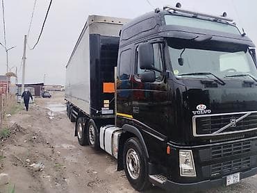 ремонт тент: Тягач, Volvo, 2006 г., Тентованный — 1