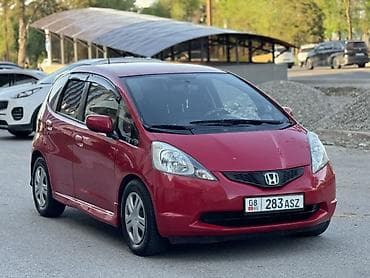 Honda Fit: 2009 г., 1.5 л, Автомат, Бензин, Хэтчбэк — 4