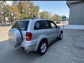 продаю в связи с переездом: Toyota RAV4: 2002 г., 2 л, Автомат, Бензин, Кроссовер — 3