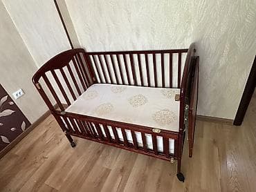 детской кроватки с люлькой: Детская приставная кроватка, С колесиками, цвет - Коричневый — 3