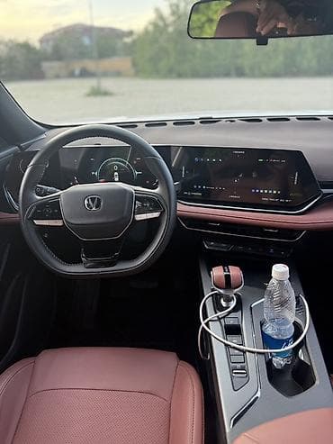 weltmeister ex6 plus: Changan X5 Plus: 2025 г., 1.5 л, Автомат, Бензин, Кроссовер — 5