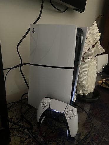 ps4 150€: Аренда Игровой консоли Sony PlayStation 5 с беспроводным геймпадом — 1