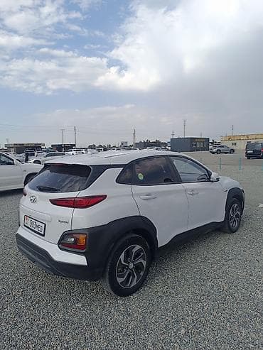 byd e2 2019: Hyundai Kona: 2020 г., 1.6 л, Гибрид, Кроссовер — 2