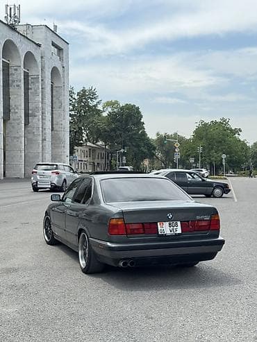 вмw е34: BMW 525: 1989 г., 3 л, Механика, Бензин, Седан — 2