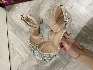 Женская обувь: Туфли-лодочки на каблуке с ремешком на щиколотке - Модель: открытые — 4