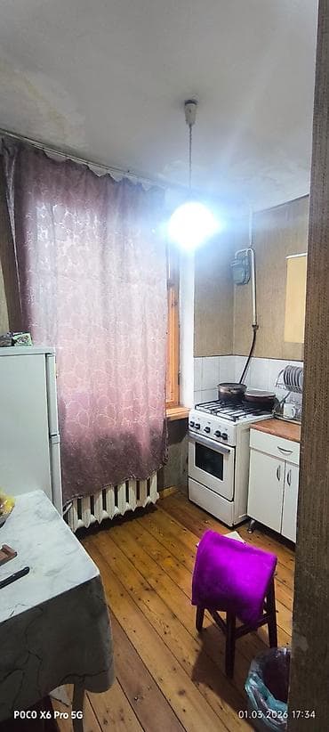 руставели: 1 комната, 32 м², Хрущевка, 1 этаж, Старый ремонт — 2