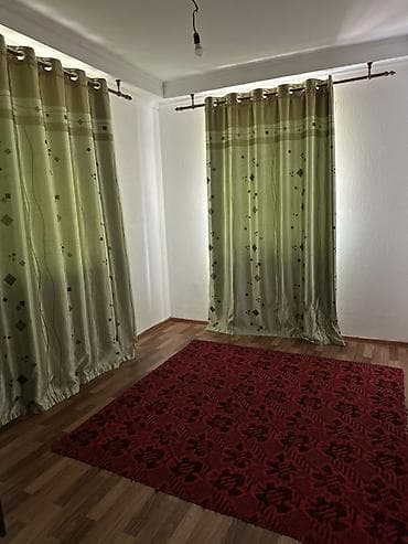 сдаю номера: СДАЁТСЯ КОМНАТА в частном доме 🏡 ж/м Кара-Жыгач, г. Бишкек 💰 18 000 — 2