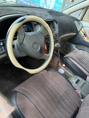 Lexus: Lexus RX: 2000 г., 3 л, Автомат, Бензин, Кроссовер — 3
