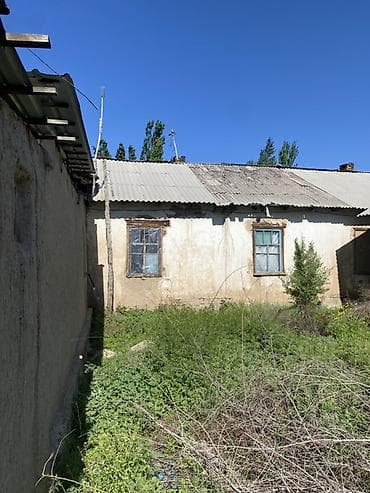 продаю дом в киргизии 1: Одноэтажный сельский дом с верандой и двумя изолированными комнатами — 7