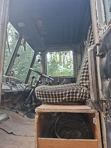 ХТЗ Тракторлор: ХТЗ 150 трактор сатылат. Прицеп, мала, чизель бар. Абалы ото жакшы — 2
