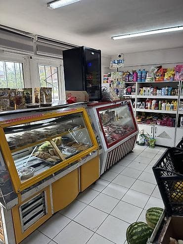 3: Достук Сдается продуктовый магазин Площадь: 50м2 С оборудованием — 2