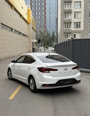 x5 2018: Hyundai Avante: 2019 г., 1.6 л, Автомат, Бензин, Седан — 3