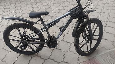 10 r20: Горный велосипед, Рама S (145 - 165 см), Алюминий, Новый — 1