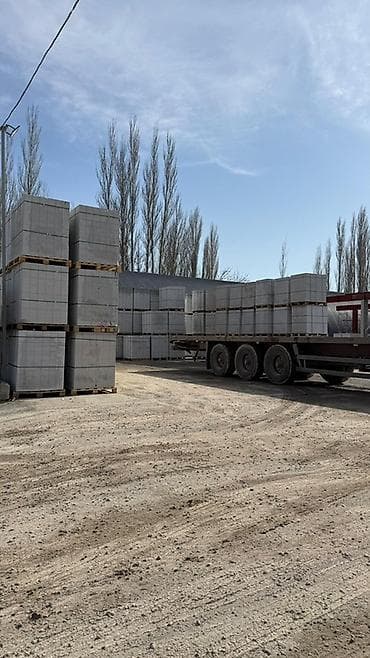 Газобетонные блоки на поддонах Описание: - Прямоугольные газобетонные