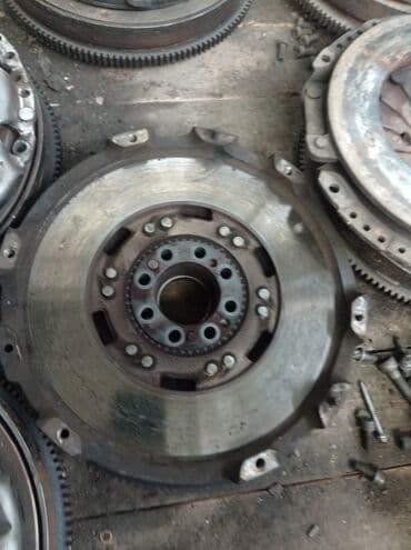 кузовные запчасти на спринтер бишкек: Маховик Mercedes-Benz Б/у, Оригинал, Германия — 1