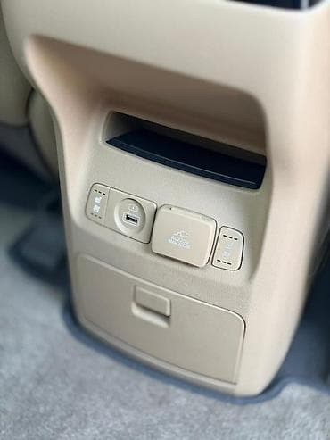 Kia Carnival: 2020 г., 2.2 л, Автомат, Дизель, Минивэн — 10