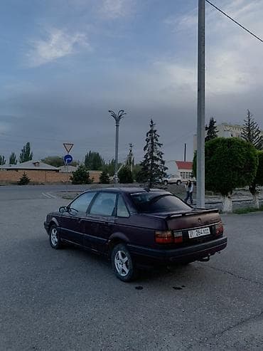 корбюратор: Volkswagen Passat: 1990 г., 1.8 л, Механика, Газ, Седан — 4
