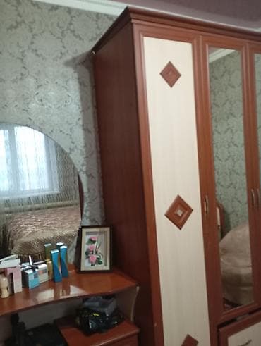 2 комнатная элитка: В селе Новониколаевка улица Свердлова 78 апродаётся дом кирпичный — 9