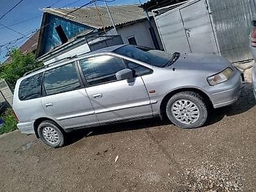 h 1: Honda Shuttle: 1997 г., 2.3 л, Автомат, Газ, Минивэн — 7