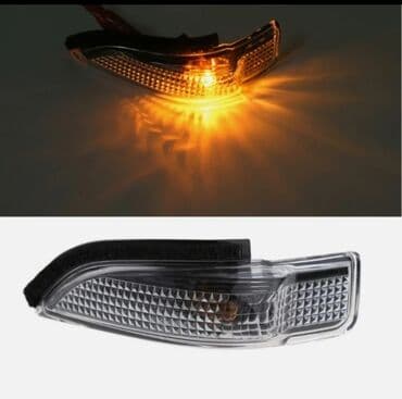 поворотники на виндом: Комплект поворотников Toyota 2014 г., Новый, Аналог, Япония — 3