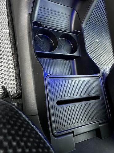 changan: Продаю аксессуары на Чанган Q05 Товарлар келди Q05 Ветровик 1800c — 2