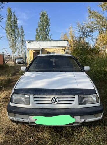 runx alex: Volkswagen Vento: 1995 г., 1.8 л, Механика, Бензин, Седан — 3