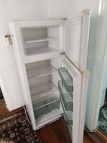 Продаю холодильник 10000сом
