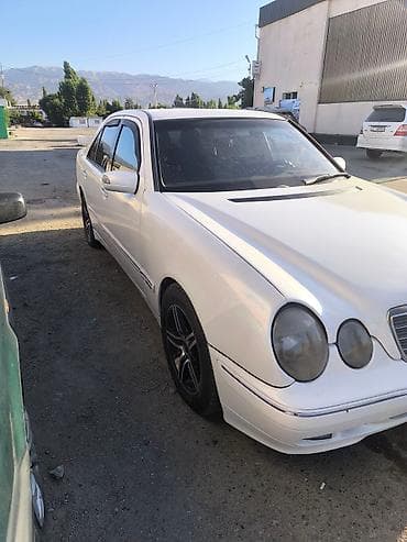 грузовые спринтеры: Mercedes-Benz : 2000 г., 2 л, Автомат, Газ, Седан — 1