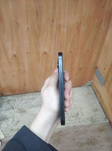 iphone 11 peo: IPhone 16 Pro, Б/у, 128 ГБ, Black Titanium, Защитное стекло, Чехол, 85 % — 5