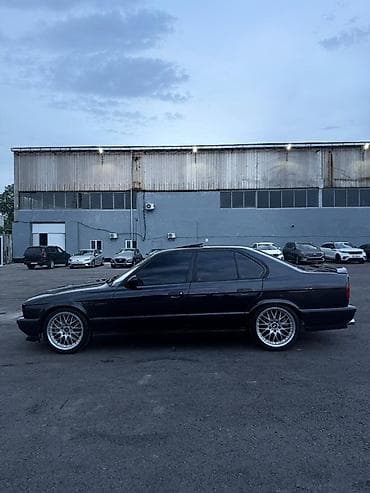 ex 5: BMW 5 series: 1993 г., 3.2 л, Механика, Бензин, Седан — 3