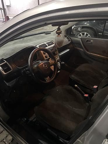 Honda Civic: 2001 г., 1.6 л, Кол менен иштөөчү, Бензин, Хетчбек — 5