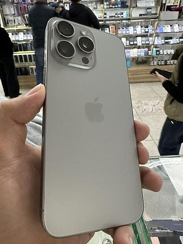 IPhone 15 Pro Max, Б/у, 256 ГБ, Natural Titanium, 84 %