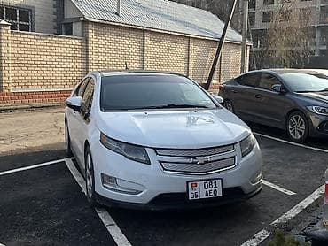 электро мобилы: Chevrolet Bolt: 2012 г., 1.4 л, Вариатор, Электромобиль, Лифтбек — 3