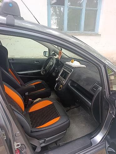 m5 e34: Honda Stream: 2004 г., 0.2 л, Автомат, Бензин, Хэтчбэк — 3