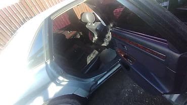 а 8: Audi A8: 1995 г. — 6