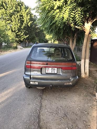 toyta altezza: Mitsubishi Space Wagon: 1992 г., 2 л, Механика, Бензин, Универсал — 10