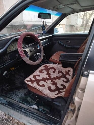 домкрат на ауди: Audi 100: 1991 г., 2 л, Механика, Бензиновая, Универсал — 1