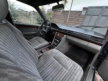 bwv e34: Mercedes-Benz W124: 1988 г., Ручные, Седан — 2