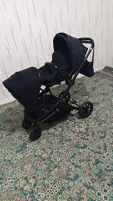 Детская коляска для двойни, модульная, черная - Компоновка «тандем»