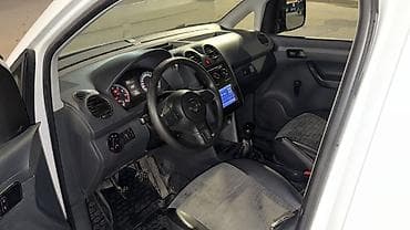 sprinter tdi: Volkswagen Caddy: 2012 г., 1.2 л, Механика, Бензин — 6