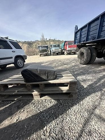 Заказать Камаз, Доставка щебня, угля, песка, чернозема, отсев, 15 тонн