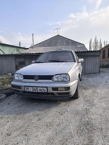 гитара корт: Volkswagen Golf: 1997 г., 2 л, Автомат, Бензин, Хэтчбэк — 2