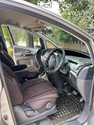 Toyota Estima: 2003 г., 2.4 л, Автомат, Газ, Минивэн — 5