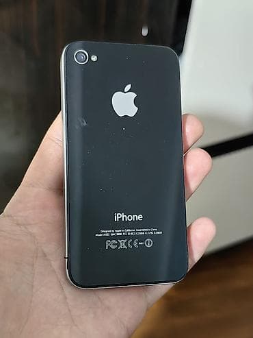 iphone 9: IPhone 4, Б/у, < 16 ГБ, Черный, Зарядное устройство, 100 % — 3